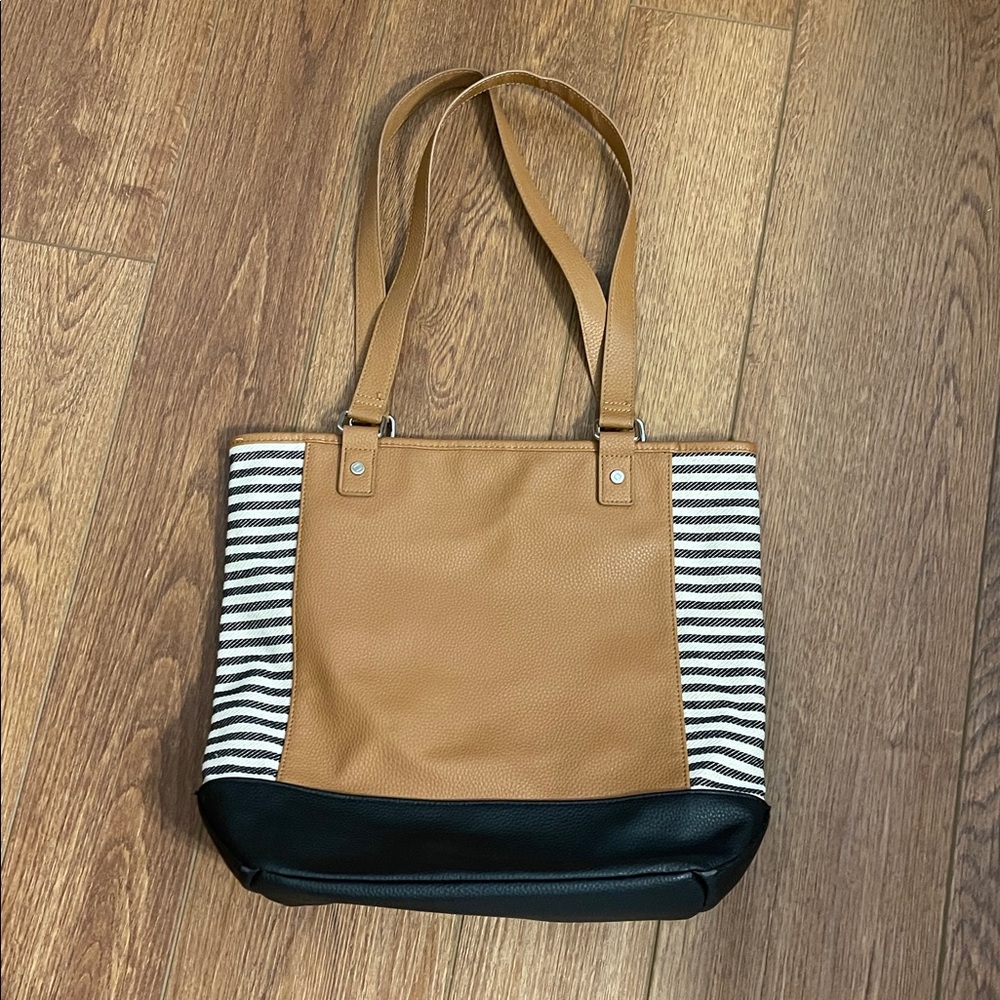 Jewel by thirty one